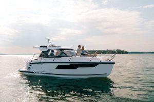 AQUADOR 250HT – AKCIJA – DOBAVA TAKOJ – DEMO PLOVILO