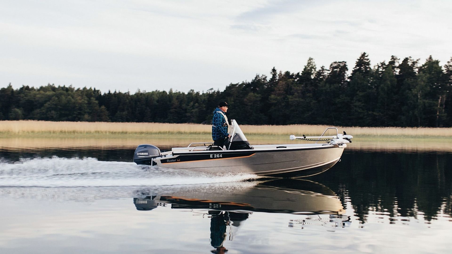 
								BUSTER M1+ YAMAHA F40- NOVOST NA NAŠEM TRGU full									