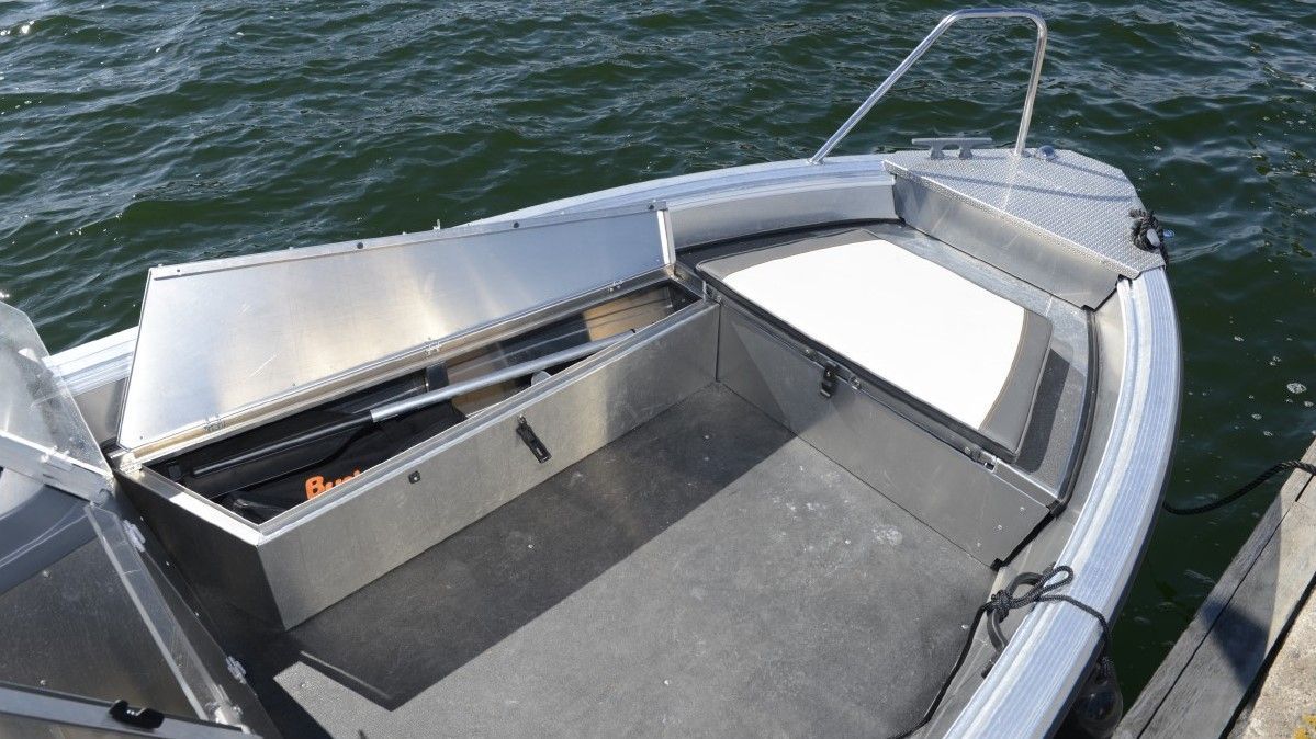 
								BUSTER M2+ YAMAHA F40- NOVOST NA NAŠEM TRGU full									